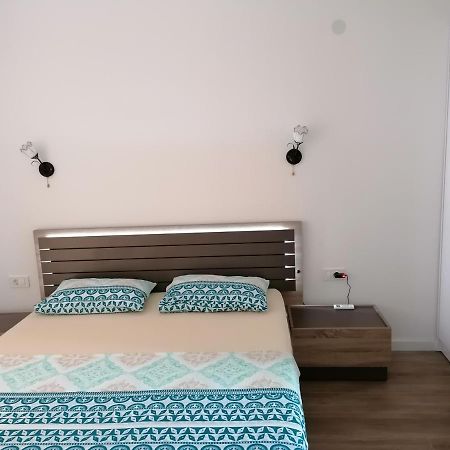 Riki Dream Apartment Dobra Voda Exterior foto