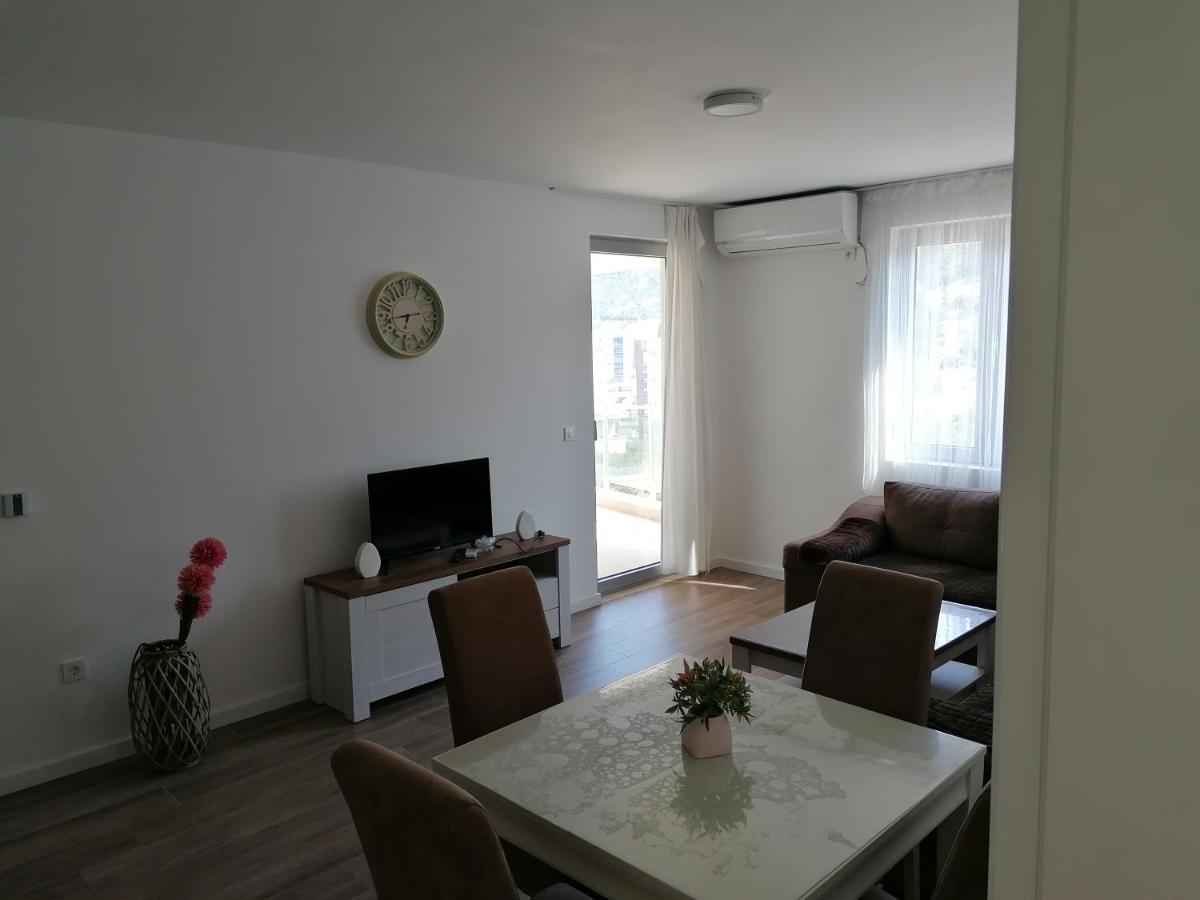 Riki Dream Apartment Dobra Voda Exterior foto